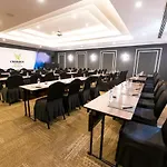 Szálloda Chamada Prestige And Casino Ájosz Epíktitosz