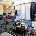 Chamada Prestige And Casino 5*