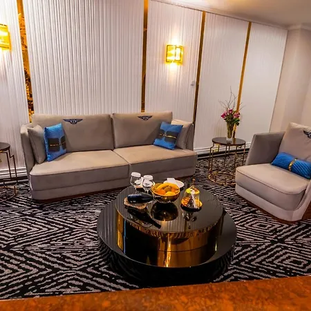 Chamada Prestige And Casino 5*