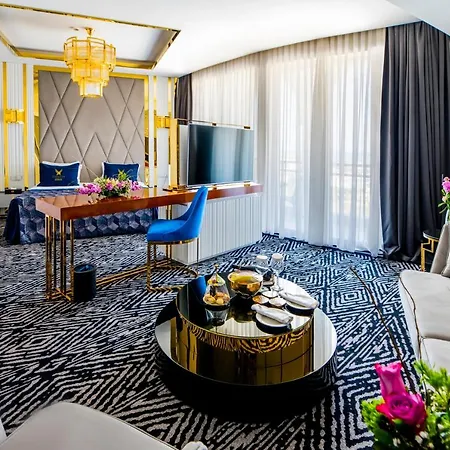 Chamada Prestige And Casino 5*