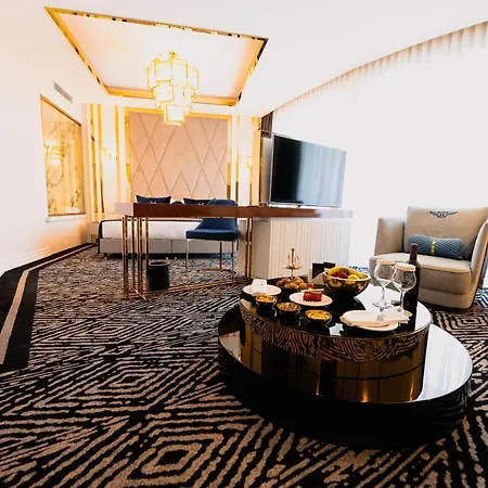 Chamada Prestige And Casino