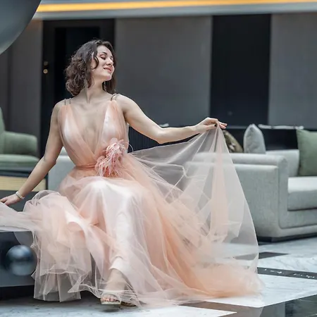 Chamada Prestige And Casino