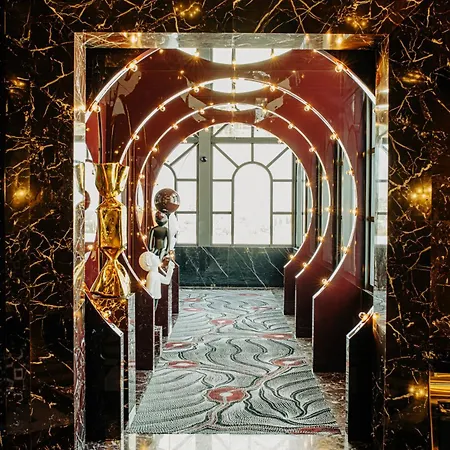 Chamada Prestige And Casino Hotell 5*