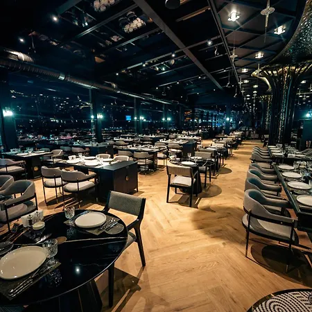 Chamada Prestige And Casino 5*